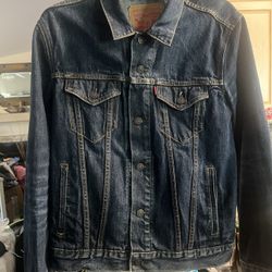 Levi's trucker denim jacket