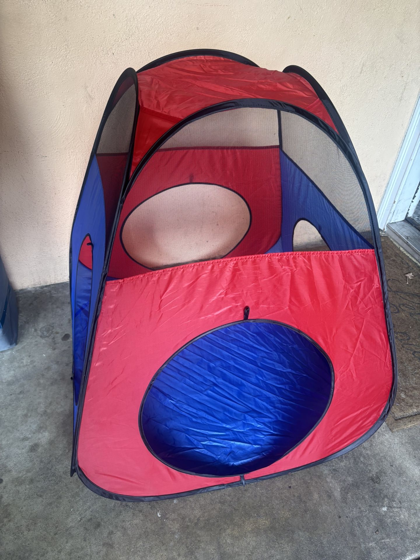 Kids Play Tent