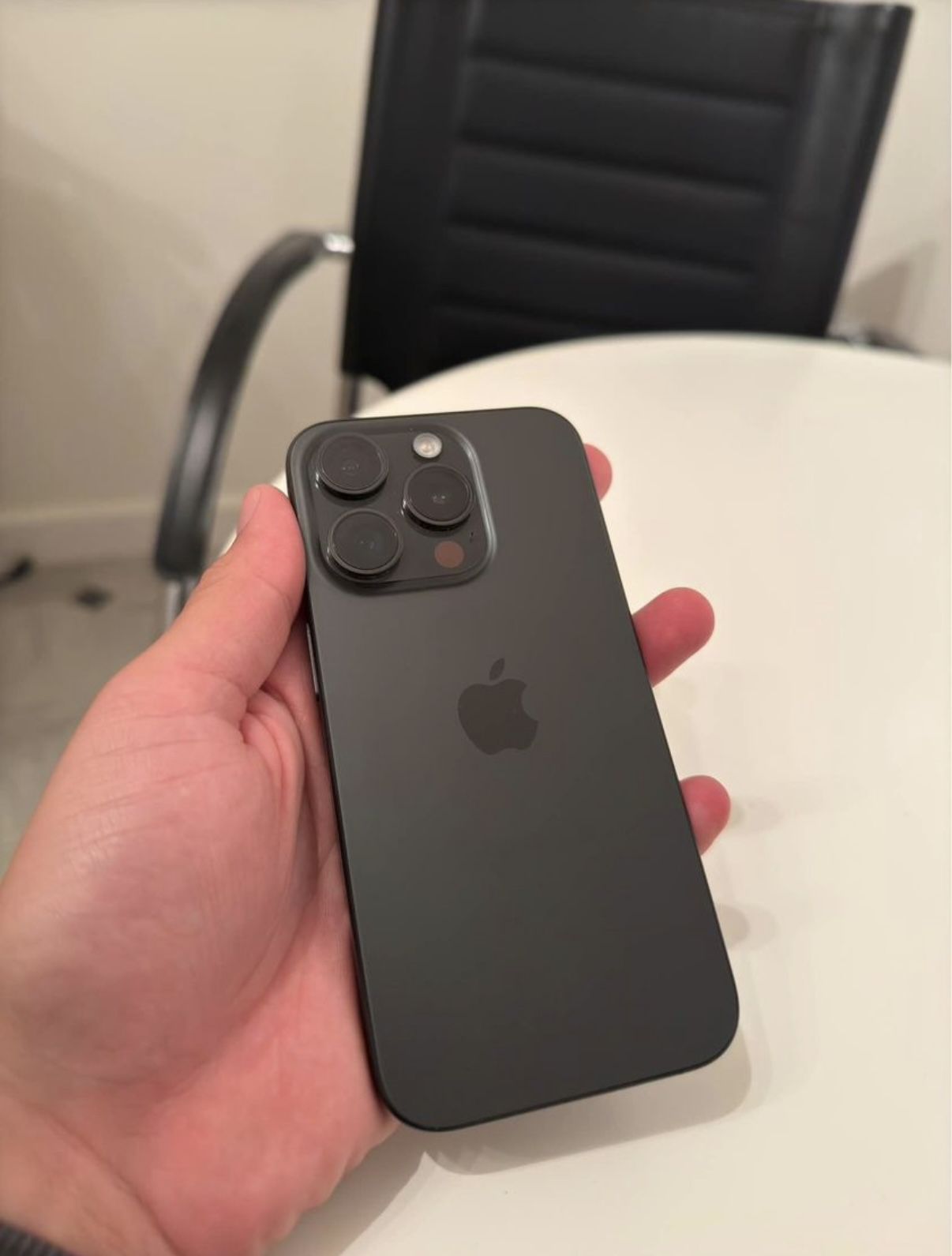 iPhone 15 Pro Black Unlocked 