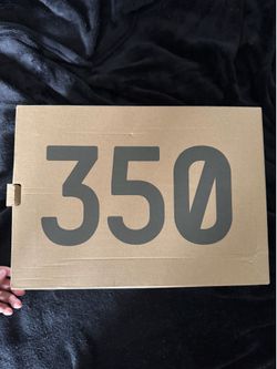 Mono ice Yeezy 350 v2 size 11