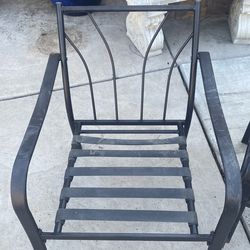 free chair I think it’s aluminum. It’s light