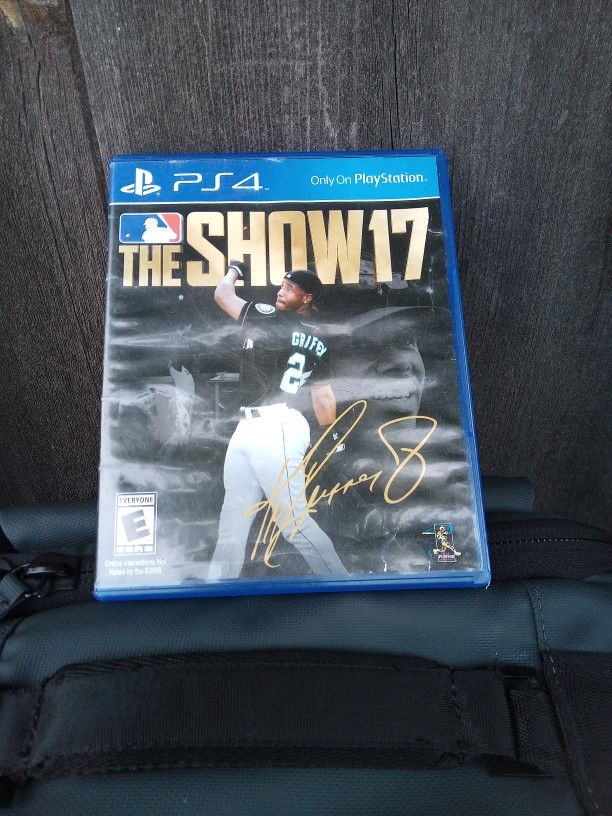 MLB THE SHOW 17 (PS4)