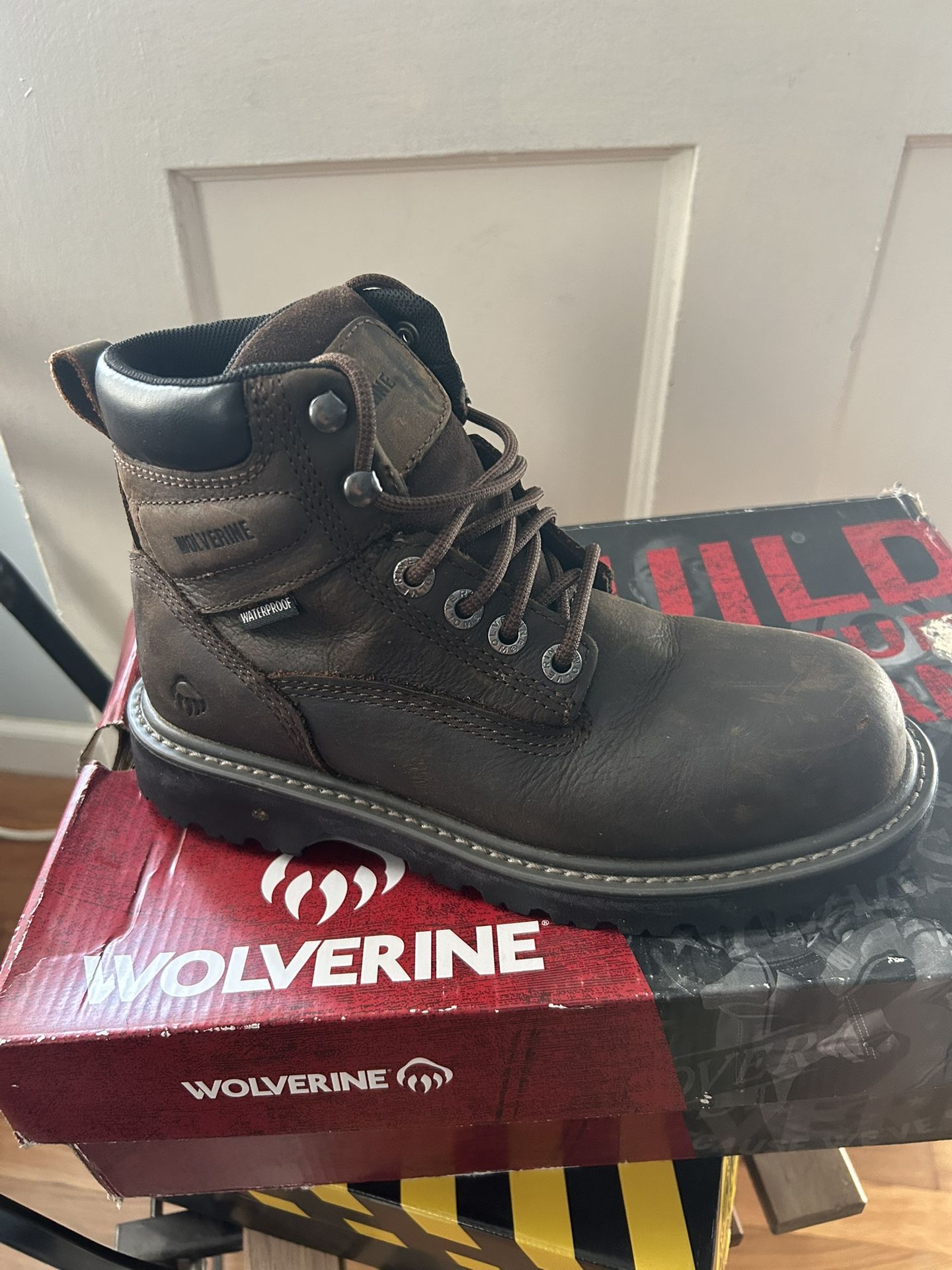 Women Wolverine Steel Toe Boots. 