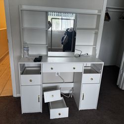 Vanity Desk 