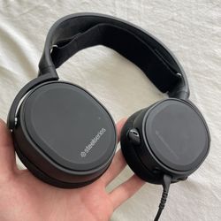 Steelseries Headphones