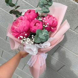 Customized Flower Arrangements