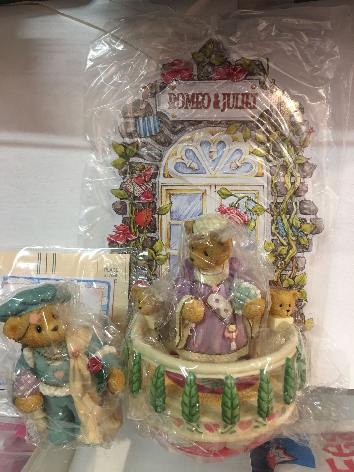 NEW in box Cherished teddies Romeo and Juliet Set