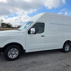 Van Nissan NV2(contact info removed) Título Limpio 