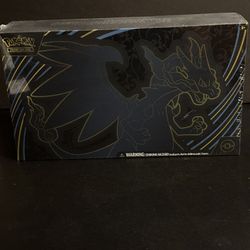 Pokemon Mega Charizard Ultra Premium Collection 