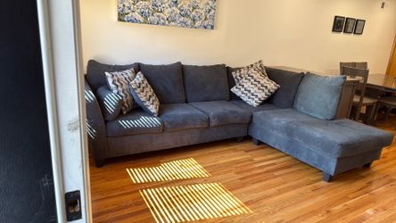 Couch sectional
