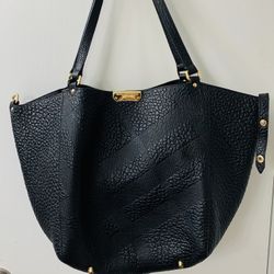 Black Pebbled Leather Burberry Tote w/ Pouchette