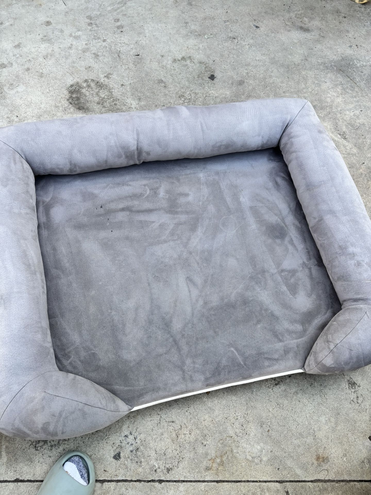 friend forever dog bed