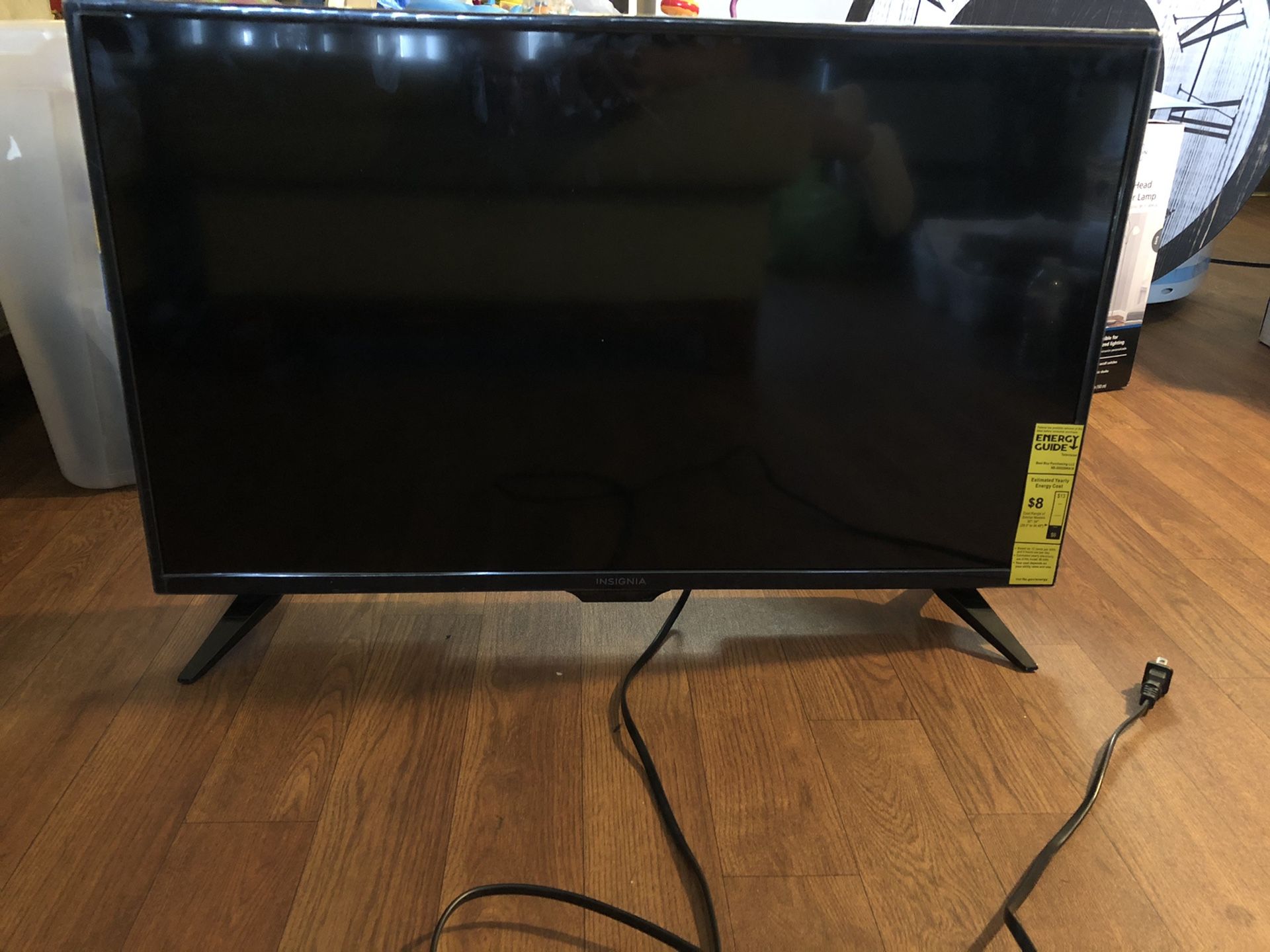 32 inch Insignia TV