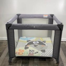 Chicco Tot Quad Portable Baby Playpen