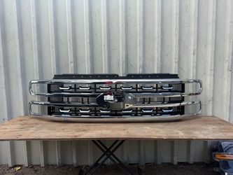 FORD F350 F-350 F250 F-250 SUPER DUTY -2023 2024 2025 2026 - FRONT BUMPER GRILLE GRILL ORIGINAL USED OEM