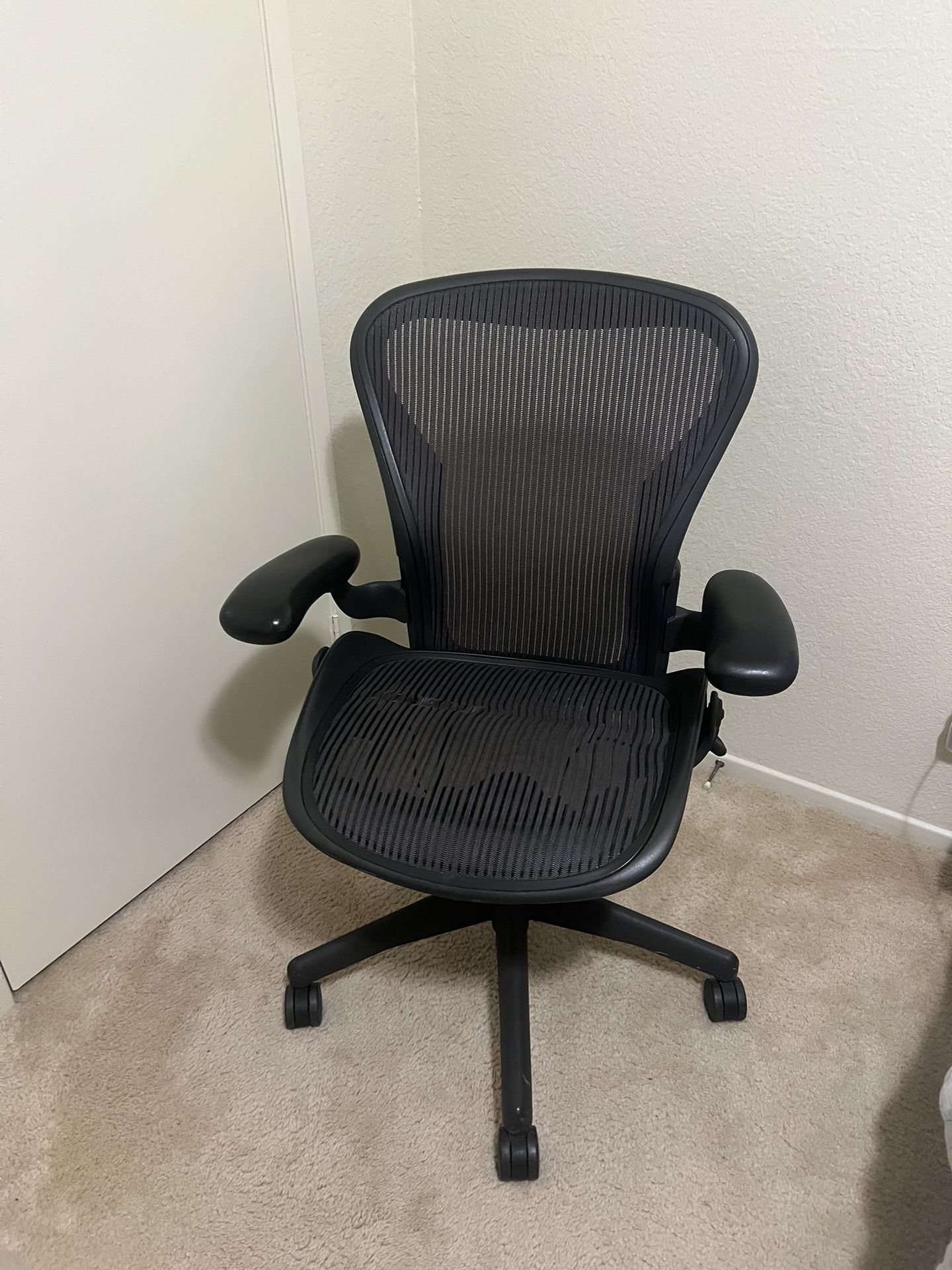 Herman Miller Aeron Office Chair - Size B - Classic Black Ergonomic Mesh Chair