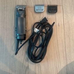 Oster Pet Grooming Clippers With Attachments 