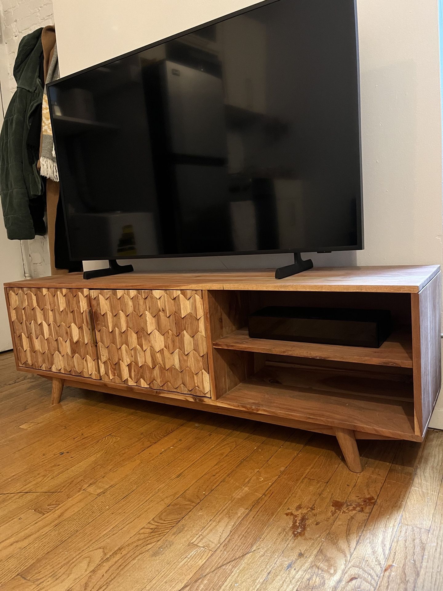 57'' Media Console TV Stand