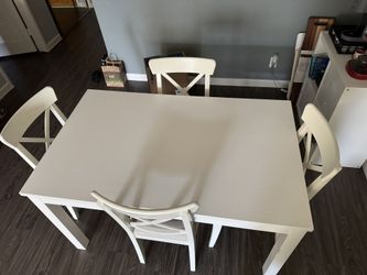 White Expandable Table And 4 Chairs - $150 OBO