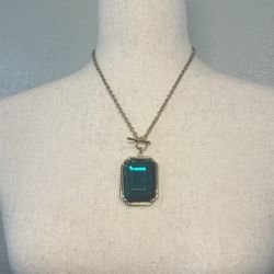 Green Stone And Gold tone Chain Necklace 