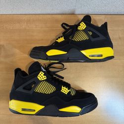Jordan 4 Thunder Sz 9.5