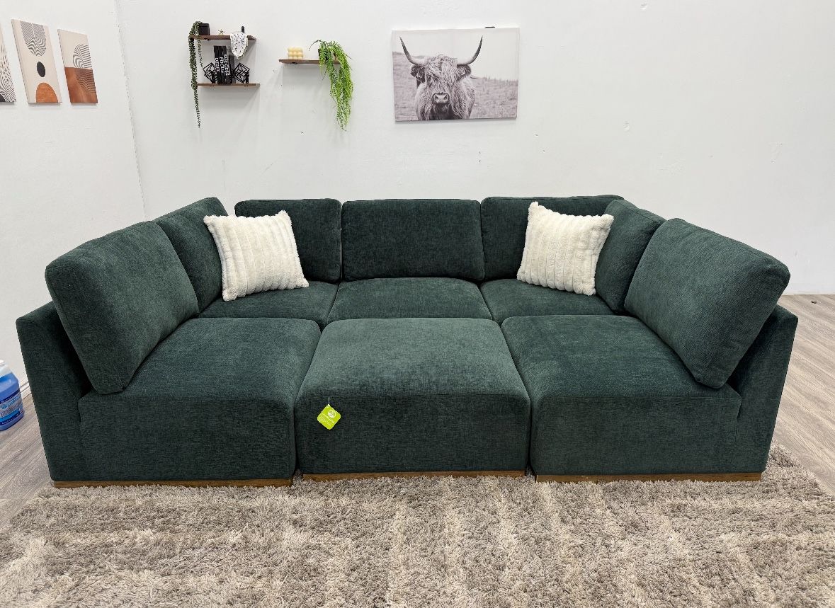 Henredon Sectional Modular Couch - Free Delivery