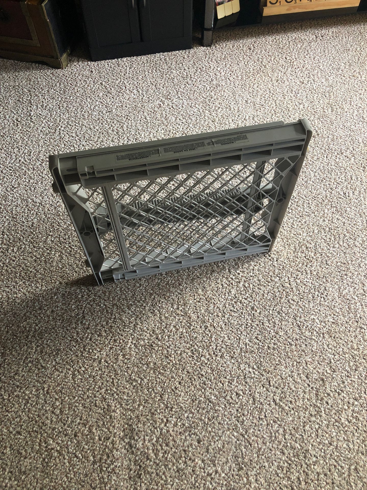 Adjustable Doorframe Dog Gate