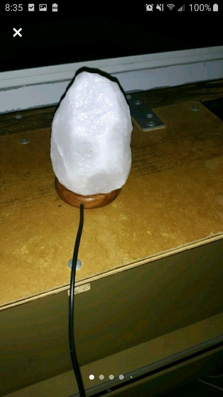 Small salt lamp