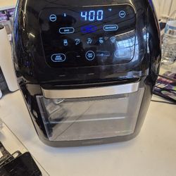 CHEFMAN Multifunctional Digital Air Fryer+ Rotisserie, Dehydrator, Convection Oven, 17 Touch Screen Presets Fry, Roast, Dehydrate, Bake, XL 10L Family