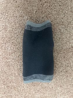 Black & Gray Padded Support Sleeve – Size Large