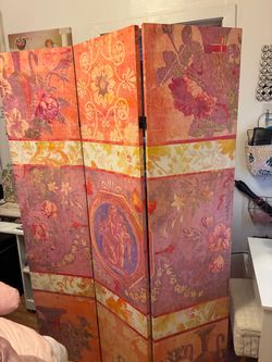 Room Divider - Vynl Flooring