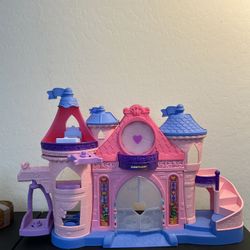 Little People Disney Princess Magical Lights Dancing Castle 