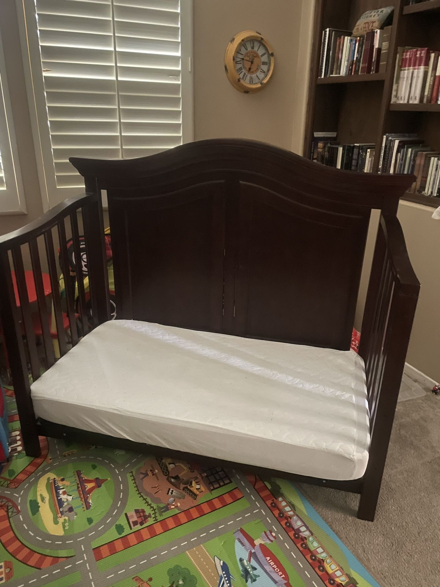 Crib/toddler Bed