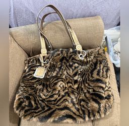 B. Makowsky Faux Fur Animal Print Shoulder Bag