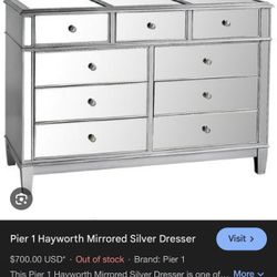 Mirrored Dresser & Nightstand 