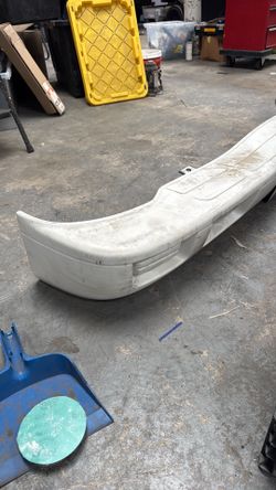 Isuzu front bumper