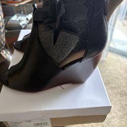 Jessica Simpson Black Leather Wedges 