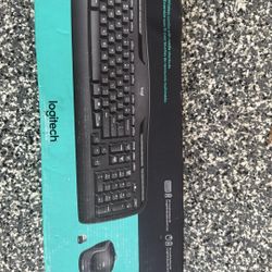 Logitech MK320