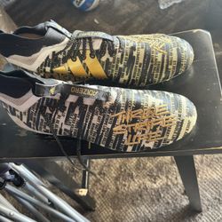 Cleats Size 13