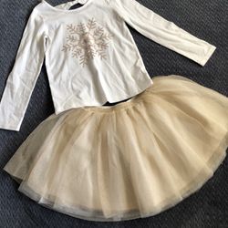 Girl's Two Piece Set Size 5