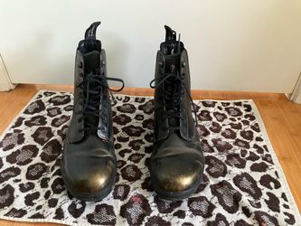 Blundstone for Free People Blackish Brown w/ Gold Brush Leather Lace Up Boots (Women’s Size 9)