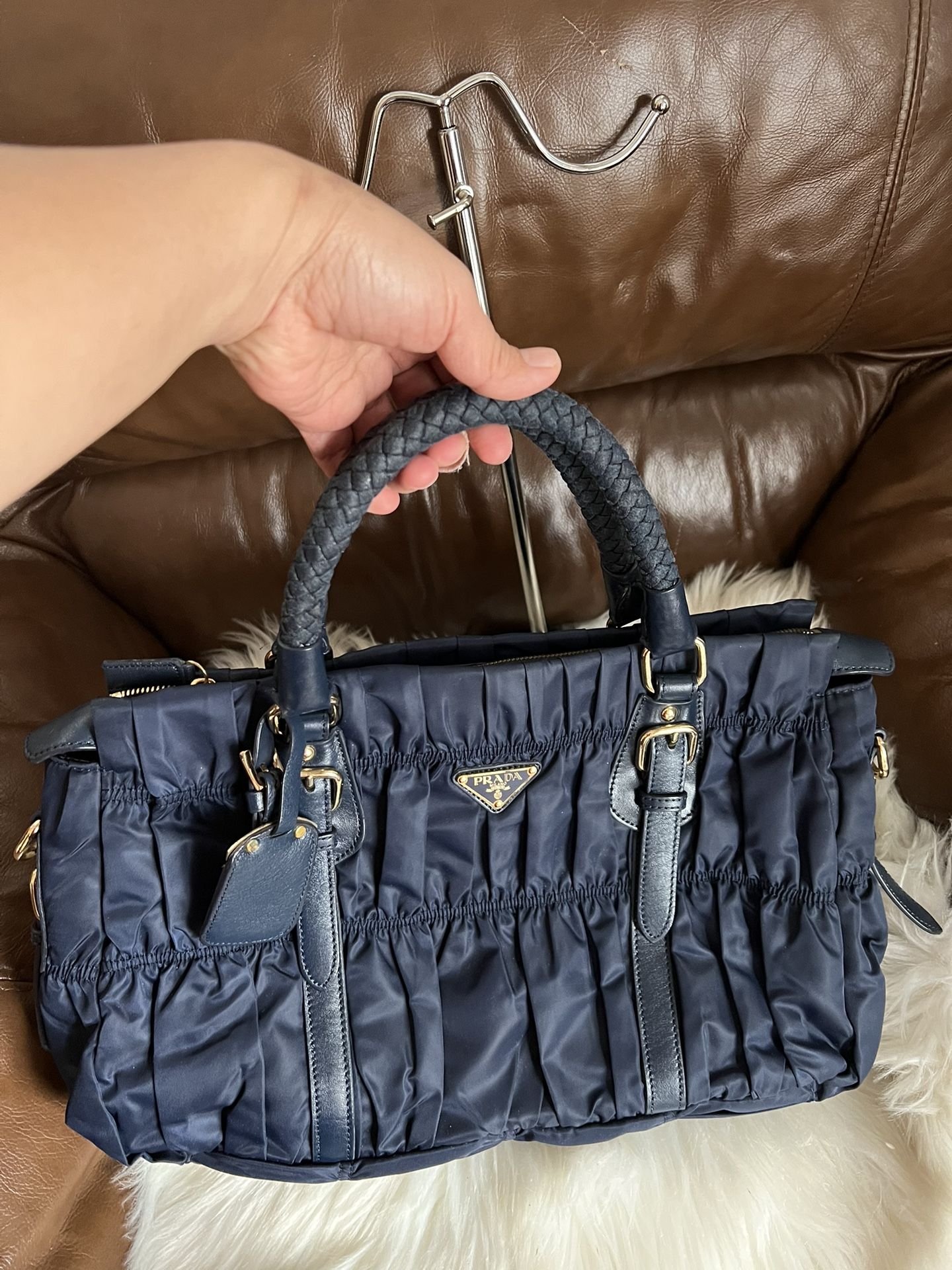 Women’s Shoulder Handbag
