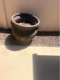 Concrete planting pots (2)