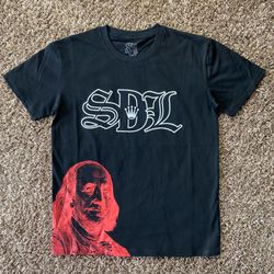 New Small Plain Black SDL T-Shirt With Red Benjamin Franklin Graphic