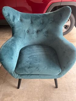 Modern Century Style Tufted Chair