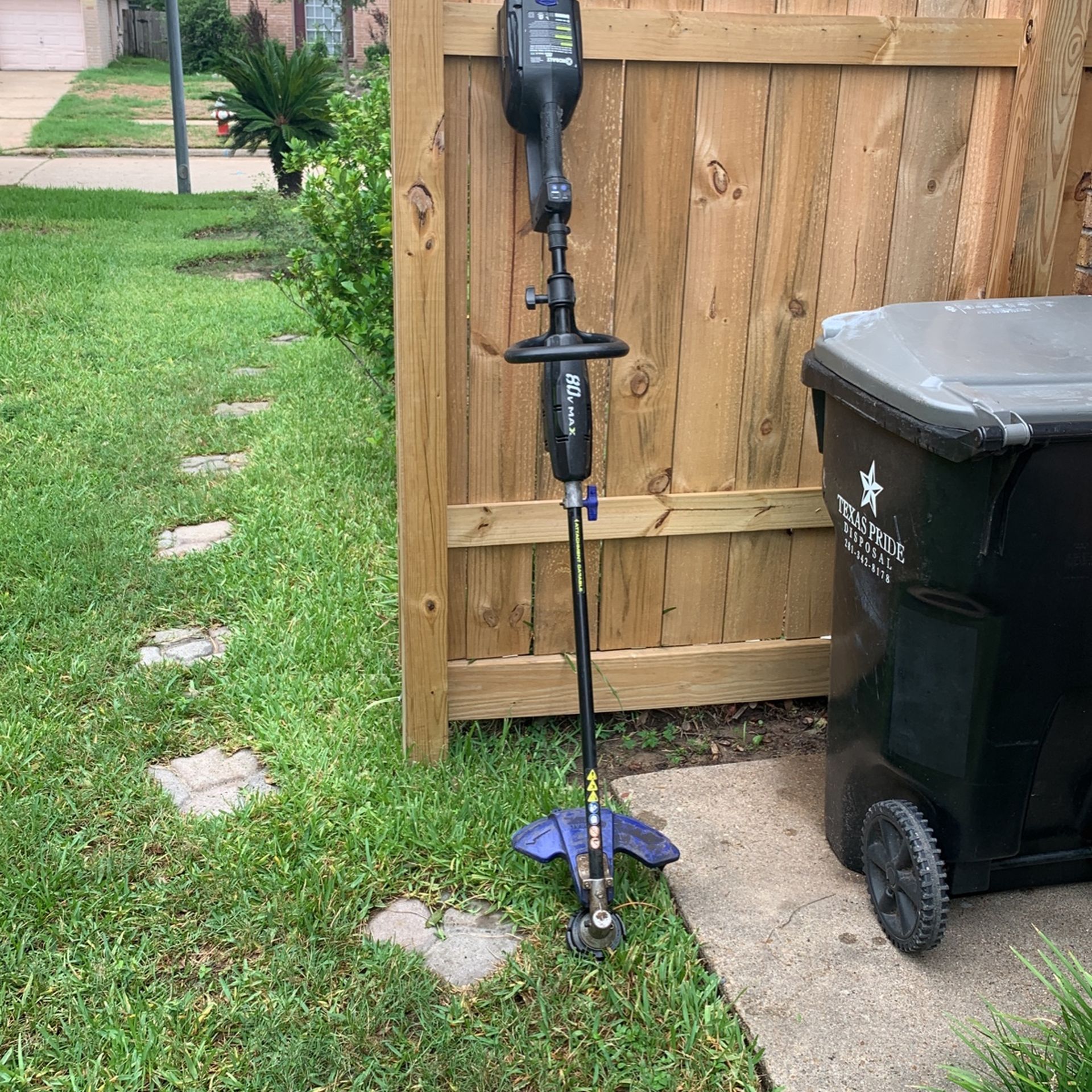 Kobalt 80v max KST 140XB cordless weed eater for Sale in Katy, TX OfferUp