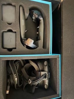 HTC VIVE Complete VR Headset