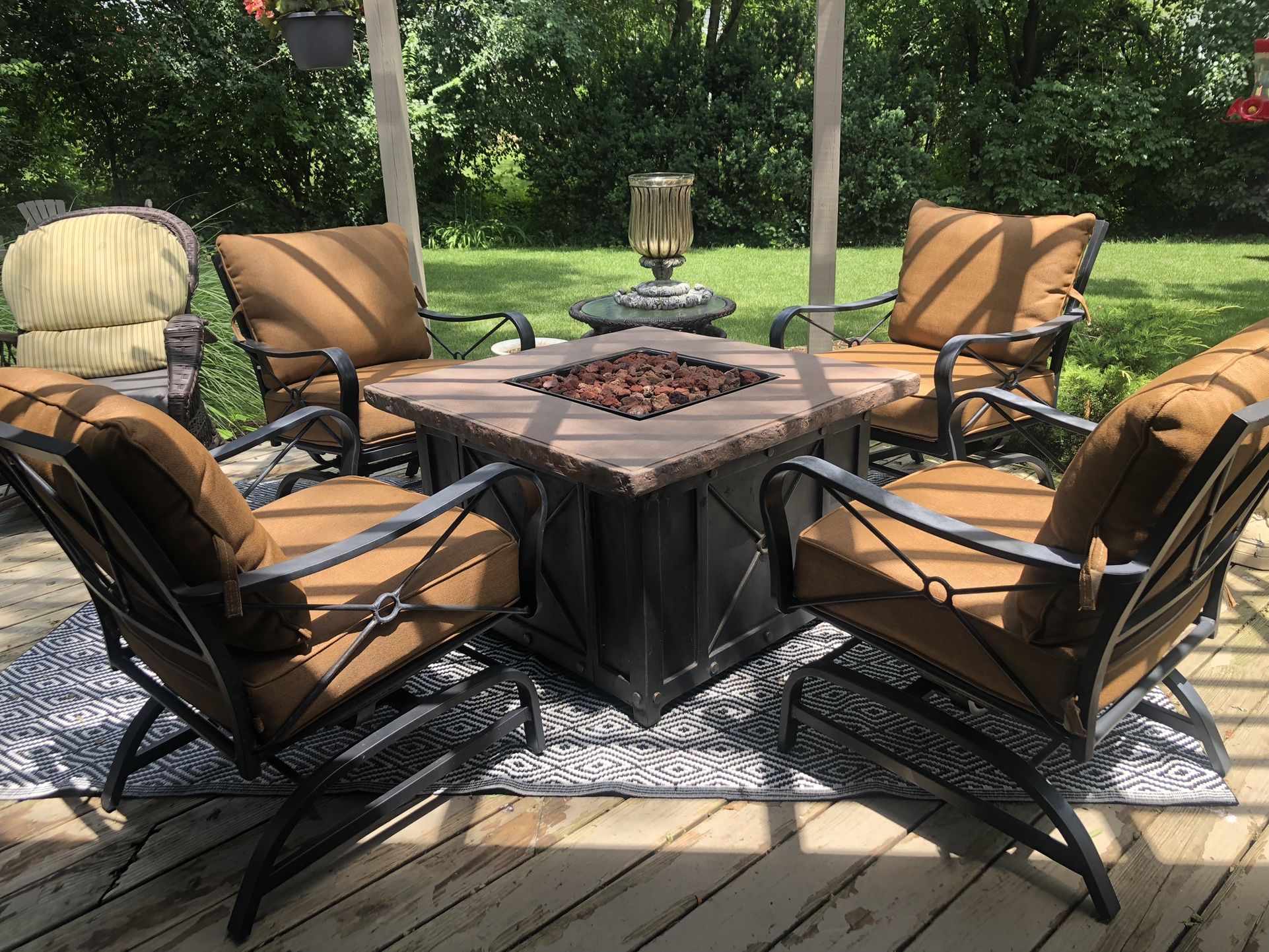 Patio Fire 🔥 Pit Seating Group.  Very Nice. 