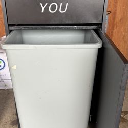 Trash container! 46’H x22’w
