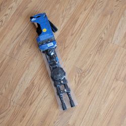 Cascade Mountain Tech 100% Carbon Fiber Quick Lock Trekking Poles Cork 
Grip New Sealed. Please see photos for details. UPC 53.
Weight 1lb 1